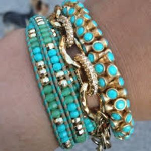 NEW Wanderlust Triple Wrap